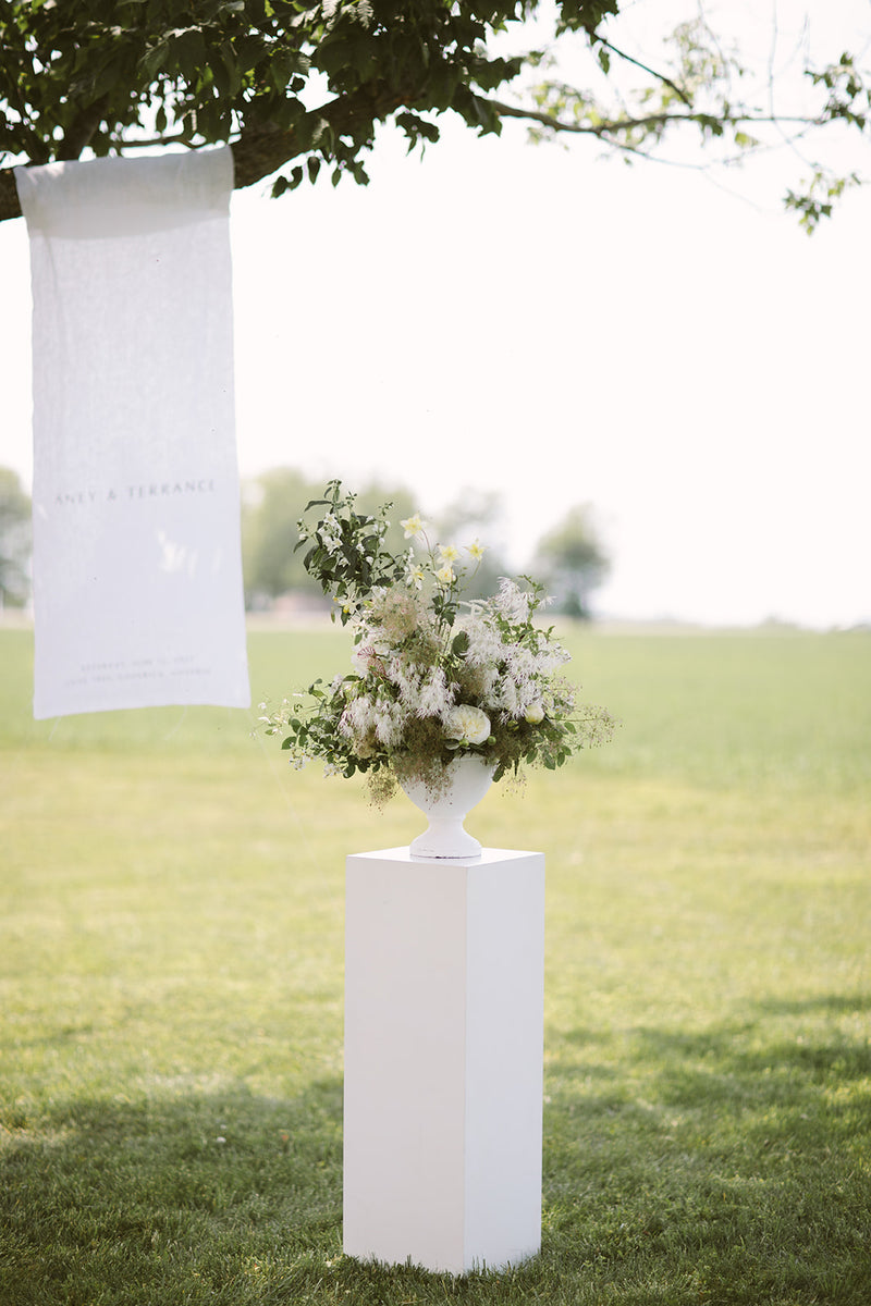 LINEN / Welcome Sign