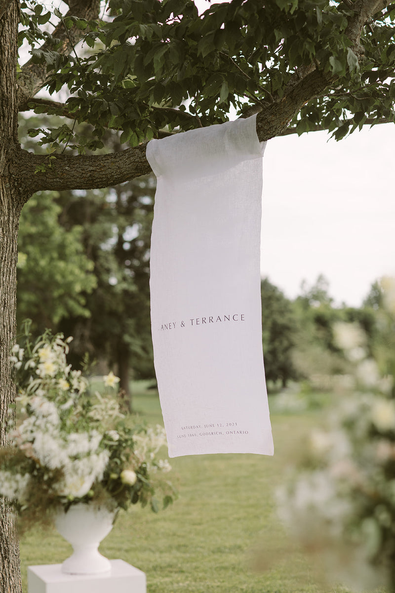 LINEN / Welcome Sign